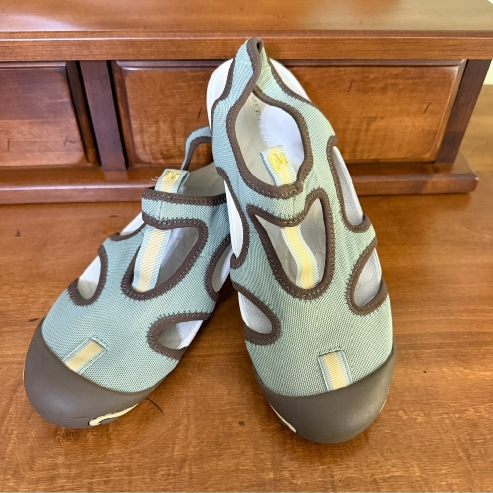 Merrell sol Olive Women's 8 Green walking slip open heel sandals  Athletic Shoes